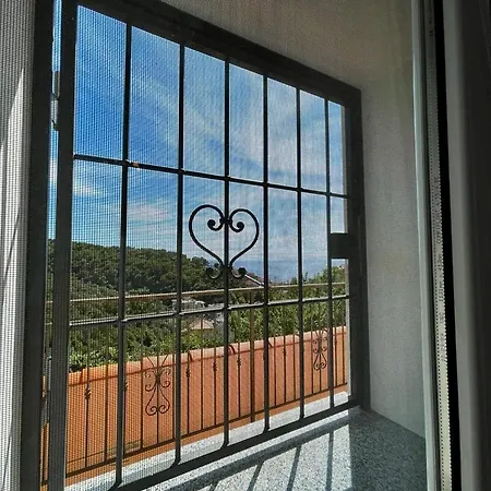 Le Chiazze Apartment Spotorno